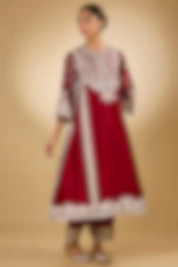 Red Chanderi Silk Parsi Gara Embroidered Choga Kurta Set by Sheetal Batra at Pernia's Pop Up Shop