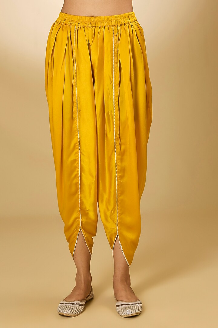 Yellow Pure Silk Chanderi Parsi Gara Embroidered Kurta Set by Sheetal Batra at Pernia's Pop Up Shop