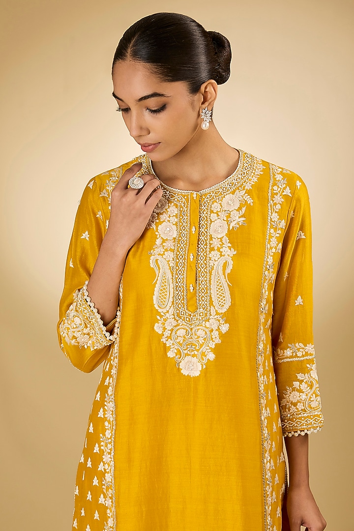 Yellow Pure Silk Chanderi Parsi Gara Embroidered Kurta Set by Sheetal Batra at Pernia's Pop Up Shop
