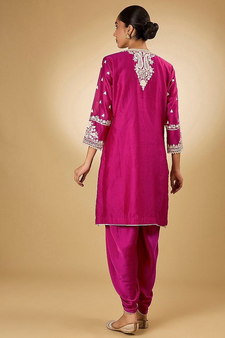 Pink Pure Silk Chanderi Parsi Gara Embroidered Kurta Set by Sheetal Batra at Pernia's Pop Up Shop