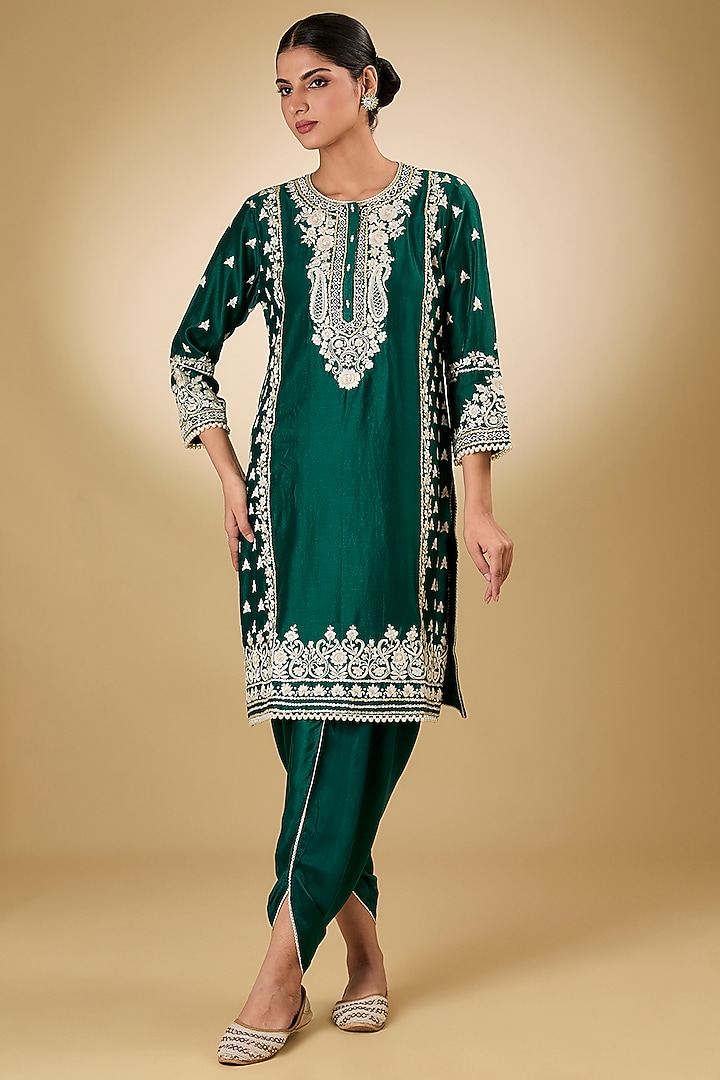 Green Pure Silk Chanderi Parsi Gara Embroidered Kurta Set by Sheetal Batra at Pernia's Pop Up Shop