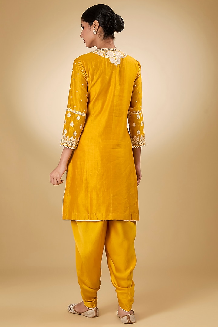 Yellow Pure Silk Chanderi Parsi Gara Embroidered Kurta Set by Sheetal Batra at Pernia's Pop Up Shop