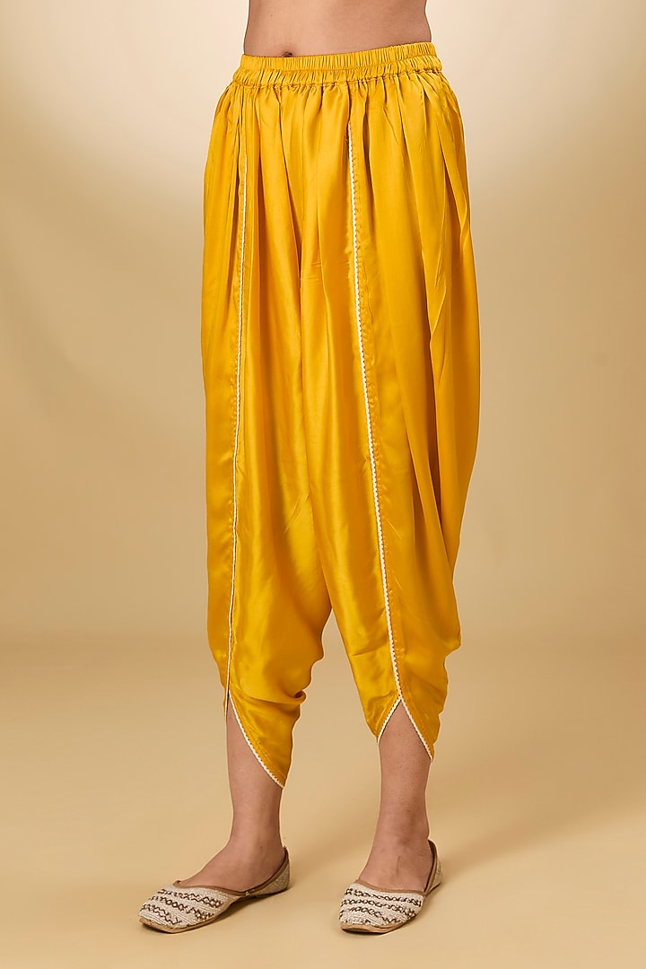 Yellow Pure Silk Chanderi Parsi Gara Embroidered Kurta Set by Sheetal Batra at Pernia's Pop Up Shop
