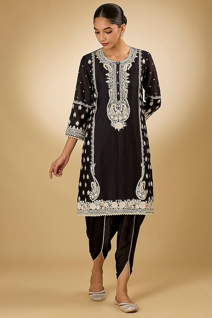 Black Pure Silk Chanderi Parsi Gara Embroidered Kurta Set by Sheetal Batra at Pernia's Pop Up Shop