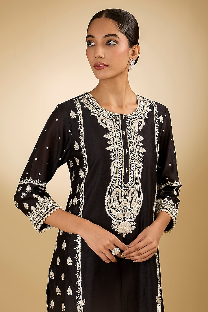 Black Pure Silk Chanderi Parsi Gara Embroidered Kurta Set by Sheetal Batra at Pernia's Pop Up Shop