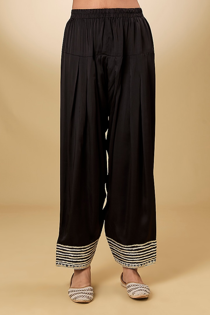 Black Pure Silk Chanderi Parsi Gara Embroidered Kurta Set by Sheetal Batra at Pernia's Pop Up Shop