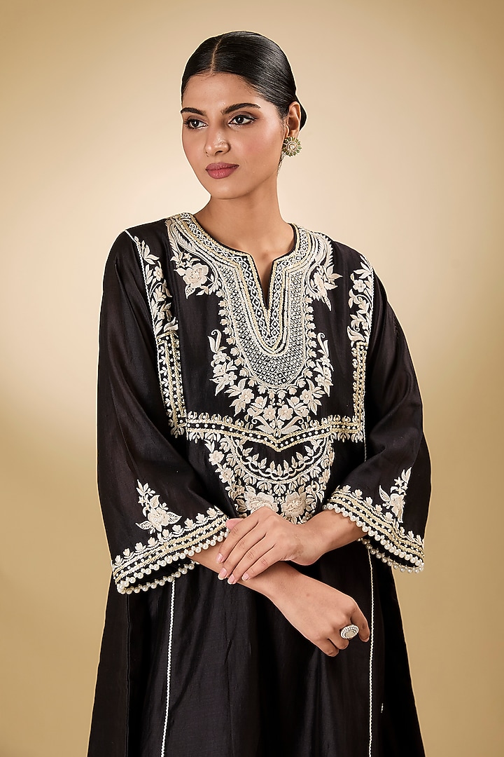 Black Pure Silk Chanderi Parsi Gara Embroidered Kurta Set by Sheetal Batra at Pernia's Pop Up Shop