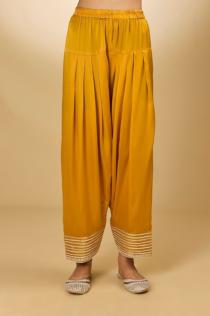 Yellow Pure Silk Chanderi Parsi Gara Embroidered Kurta Set by Sheetal Batra at Pernia's Pop Up Shop