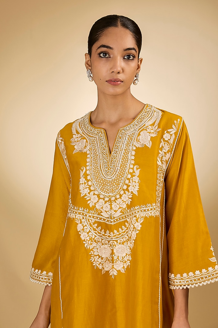 Yellow Pure Silk Chanderi Parsi Gara Embroidered Kurta Set by Sheetal Batra at Pernia's Pop Up Shop