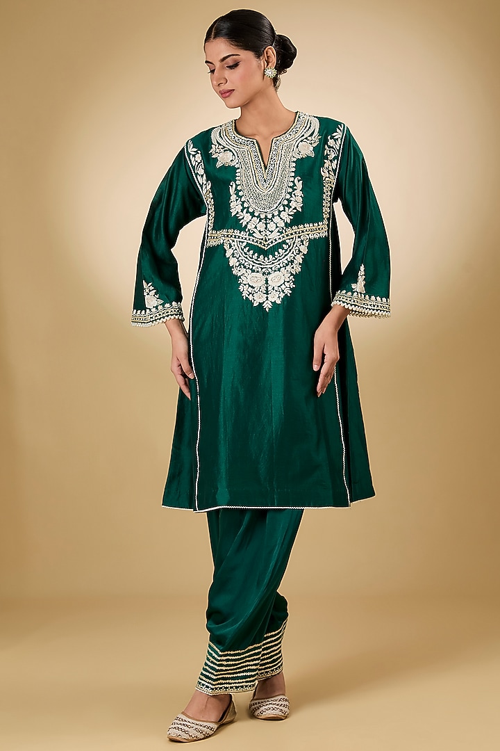 Green Pure Silk Chanderi Parsi Gara Embroidered Kurta Set by Sheetal Batra at Pernia's Pop Up Shop