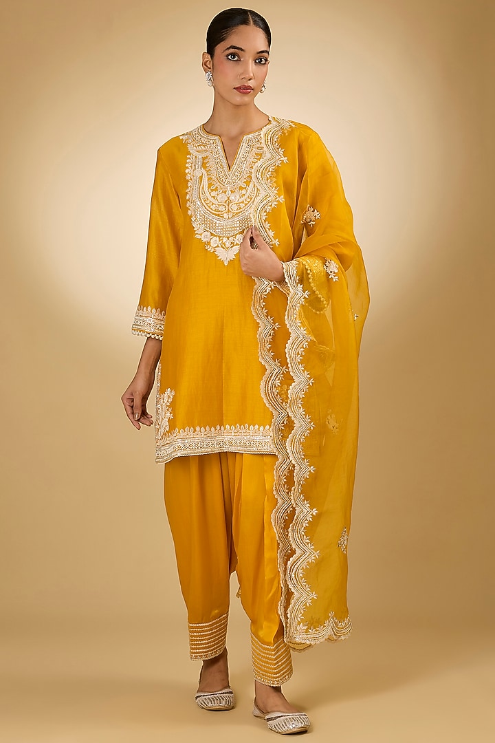 Yellow Pure Silk Chanderi Parsi Gara Embroidered A-Line Kurta Set by Sheetal Batra at Pernia's Pop Up Shop