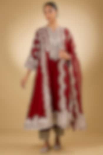 Red Pure Silk Chanderi Parsi Gara Embroidered Choga Kurta Set by Sheetal Batra at Pernia's Pop Up Shop