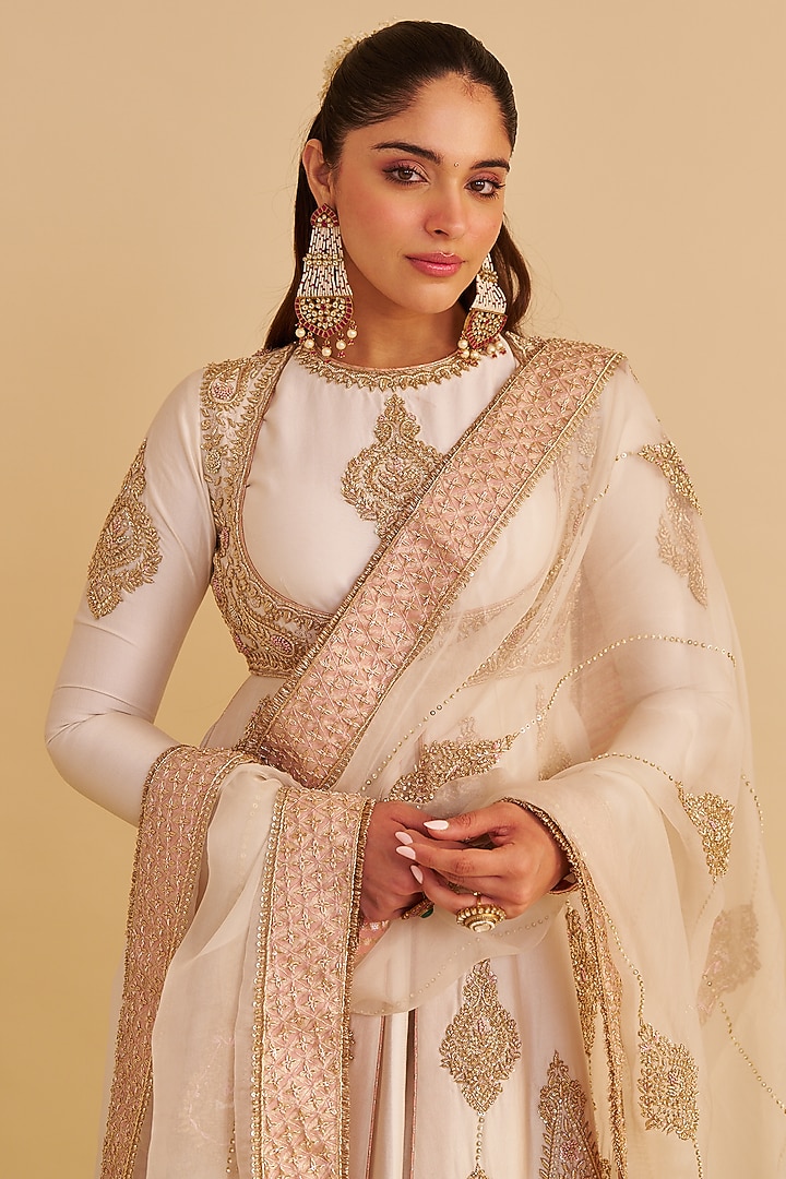 Daisy Ivory Silk Chanderi Zardosi Embroidered Bridal Anarkali Set by Sheetal Batra at Pernia's Pop Up Shop