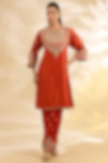 Burnt Orange Silk Chanderi Embroidered Kurta Set by Sheetal Batra at Pernia's Pop Up Shop