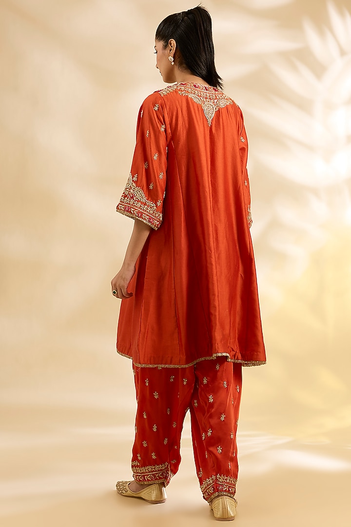 Burnt Orange Silk Chanderi Embroidered Kurta Set by Sheetal Batra at Pernia's Pop Up Shop