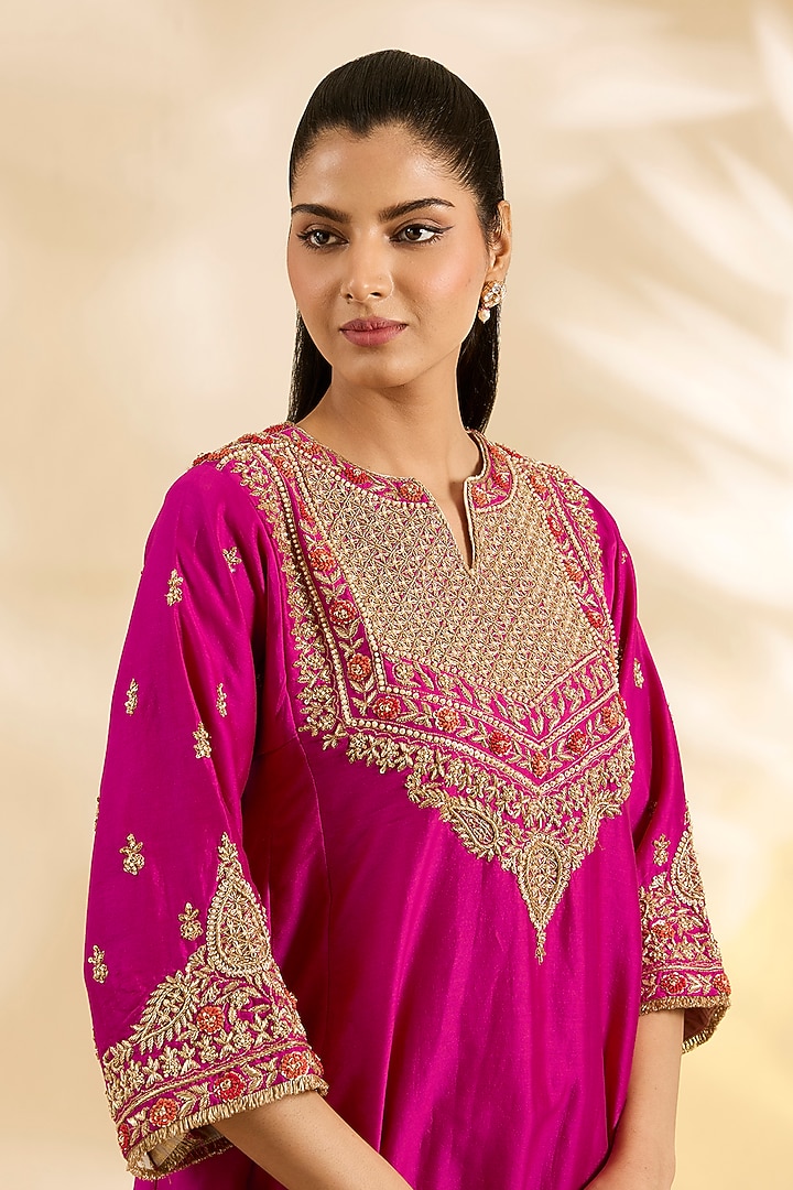 Hot Pink Silk Chanderi Embroidered Kurta Set by Sheetal Batra at Pernia's Pop Up Shop