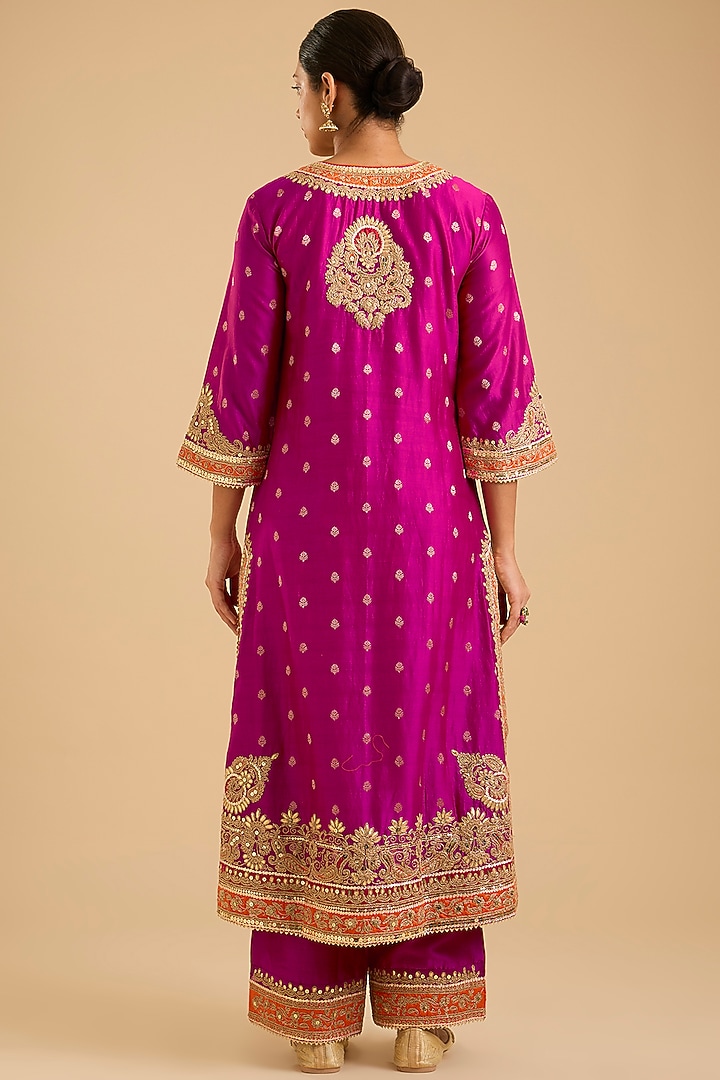 Hot Pink Chanderi Silk Kashmiri Tilla Embroidered A-Line Kurta Set by Sheetal Batra at Pernia's Pop Up Shop