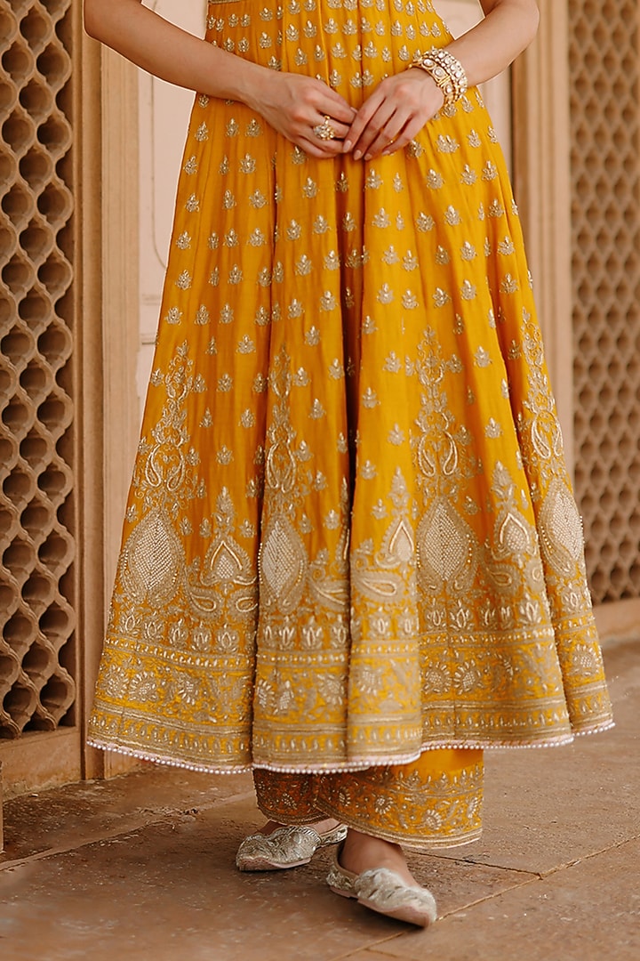 Mustard Pure Silk Chanderi Kashmiri Tilla Embroidered Anarkali Set by Sheetal Batra at Pernia's Pop Up Shop