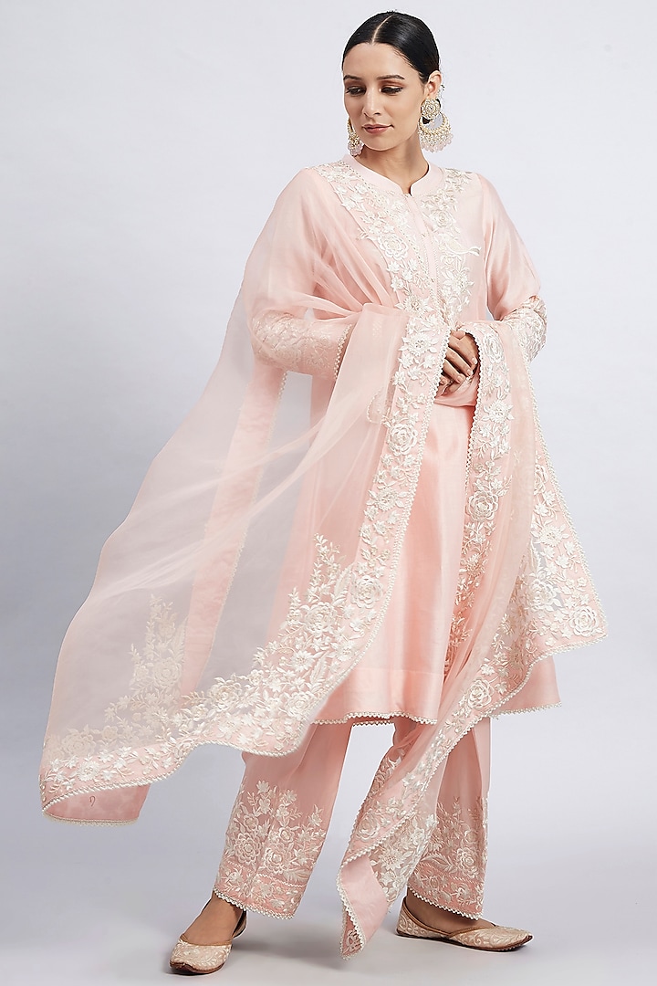 Soft Pink Princess-Cut Embroidered Kurta Set by Sheetal Batra