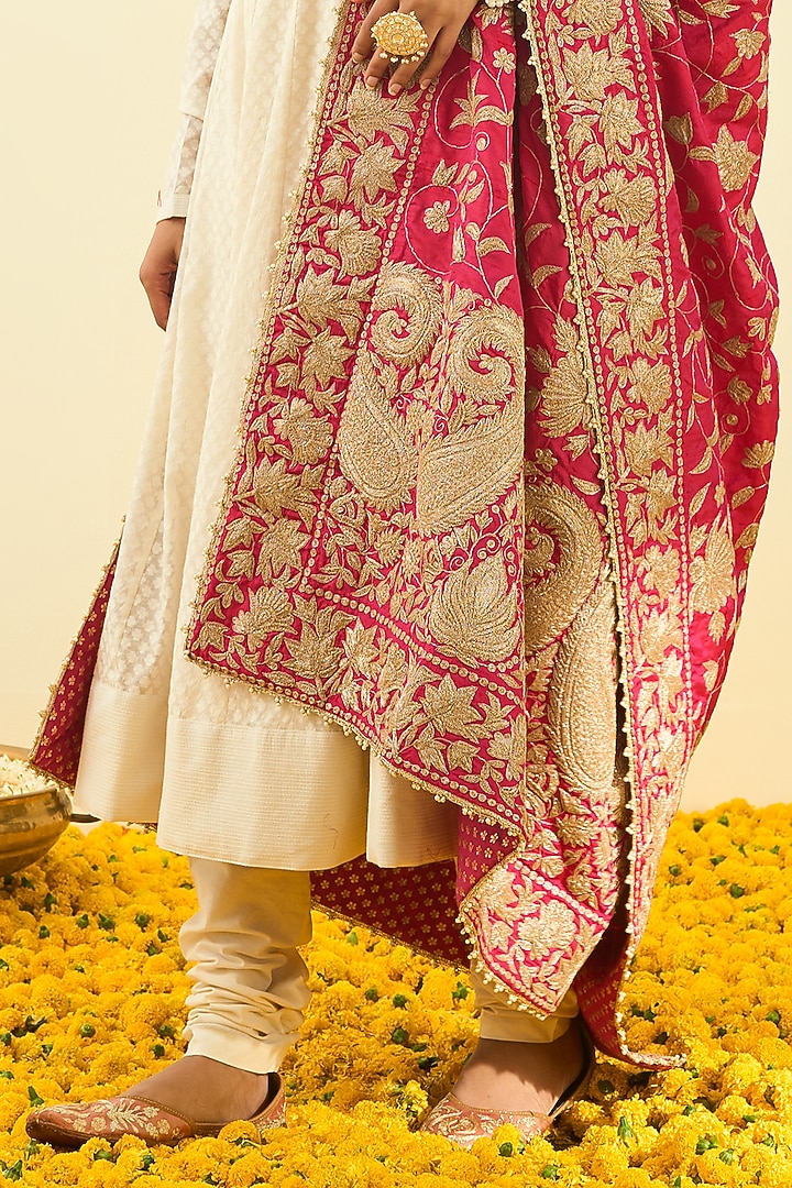 Hot Pink Embroidered Dupatta by Sheetal Batra at Pernia's Pop Up Shop