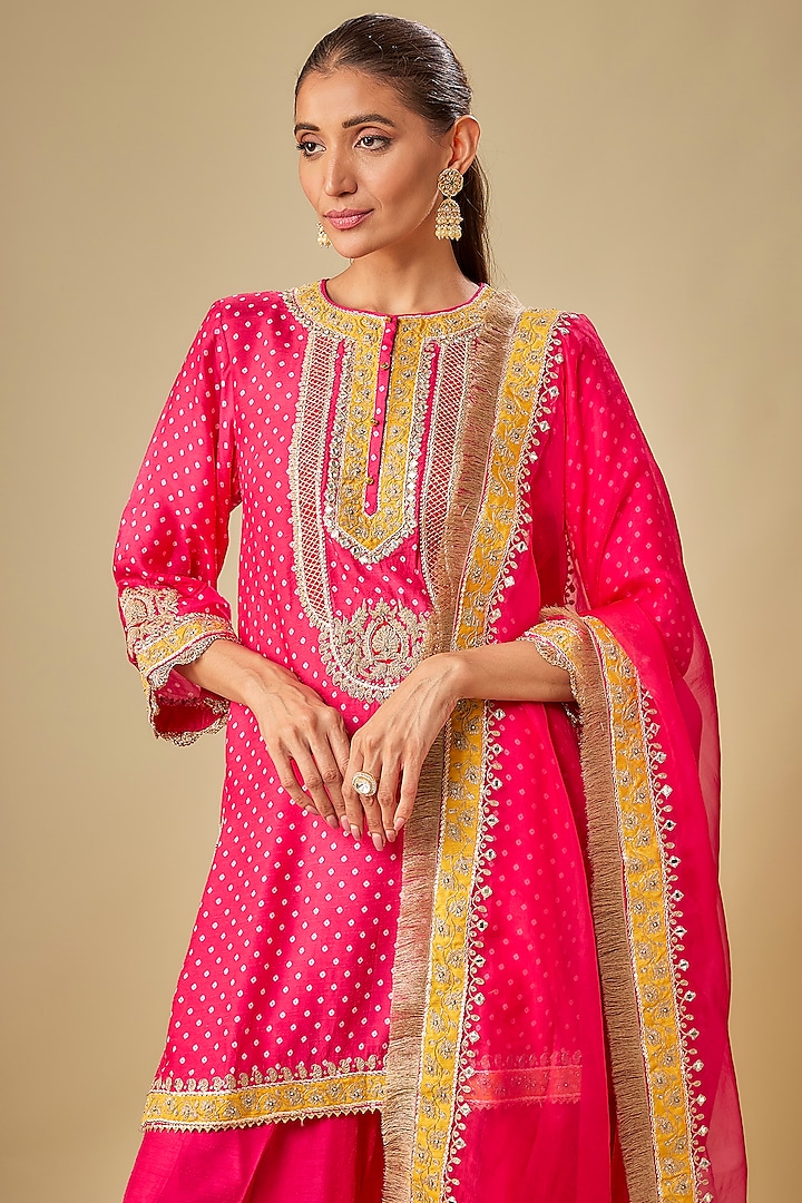 Pink Upada Silk Kashmiri Tilla Embroidered Kurta Set by Sheetal Batra at Pernia's Pop Up Shop