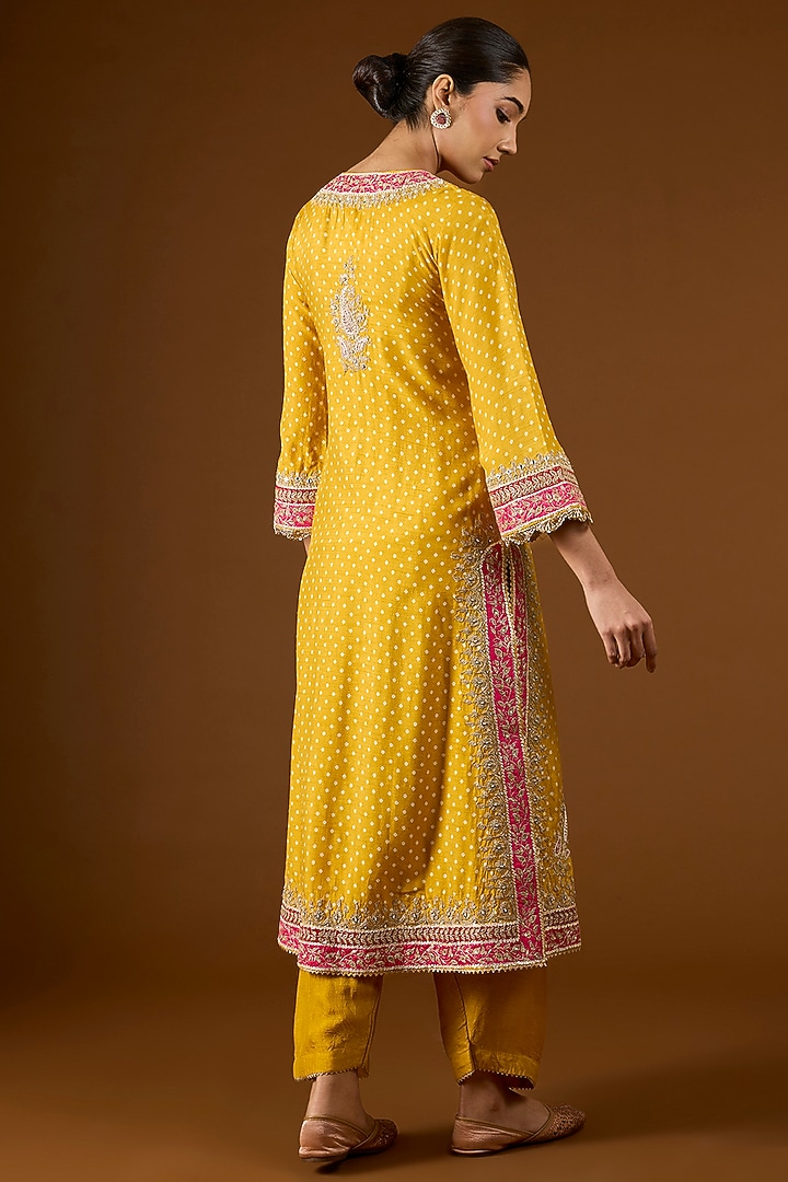 Yellow Upada Silk Kashmiri Tilla Embroidered Kurta Set by Sheetal Batra at Pernia's Pop Up Shop
