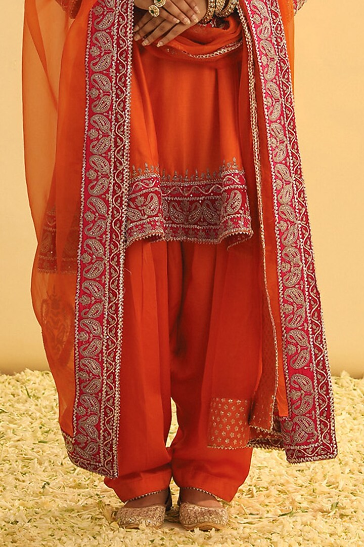 Orange Silk Chanderi Kashmiri Tilla Embroidered A-Line Kurta Set by Sheetal Batra at Pernia's Pop Up Shop