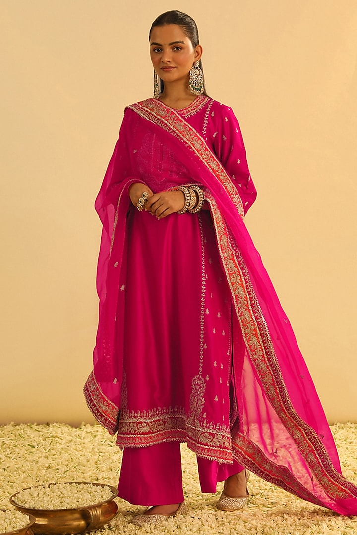 Hot Pink Silk Chanderi Kashmiri Tilla Embroidered Kurta Set by Sheetal Batra