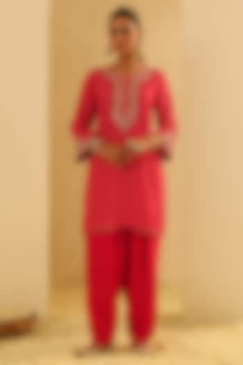 Red Upada Silk Pearl Embellished Bandhej Kurta Set by Sheetal Batra