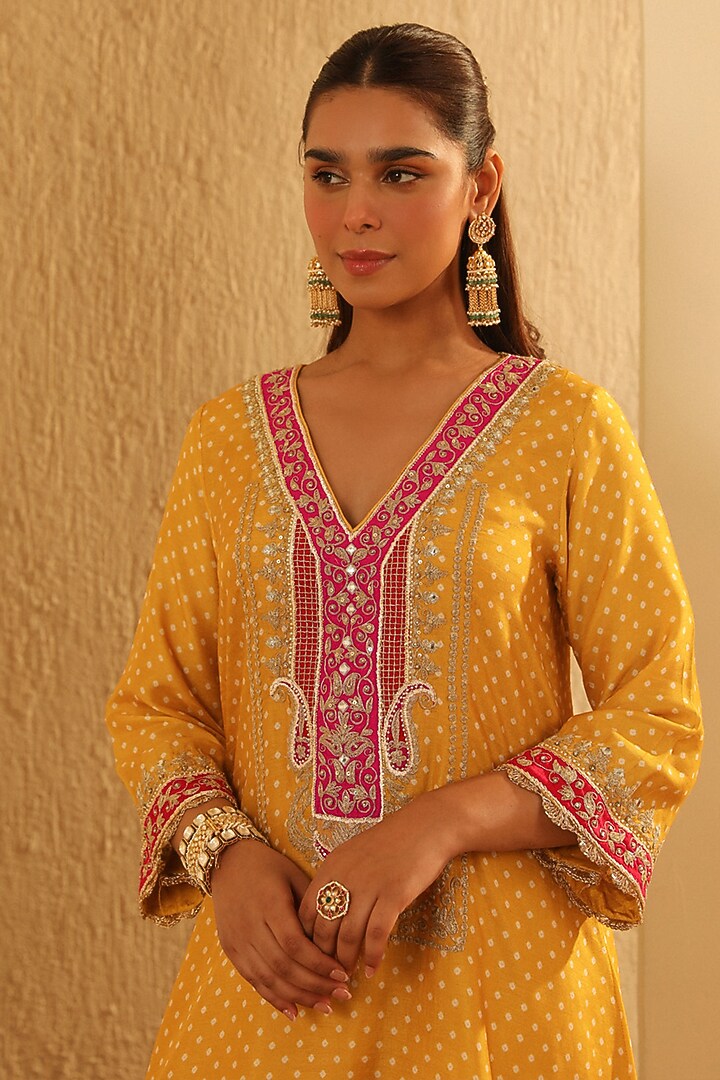 Mustard Upada Silk Pearl Embellished Bandhej Long Choga Kurta Set by Sheetal Batra at Pernia's Pop Up Shop
