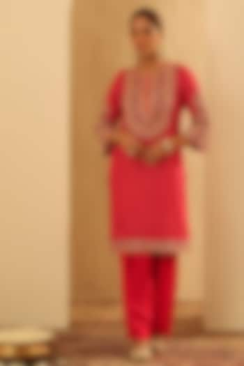 Red Upada Silk Pearl Embellished Bandhej Short Kurta Set by Sheetal Batra