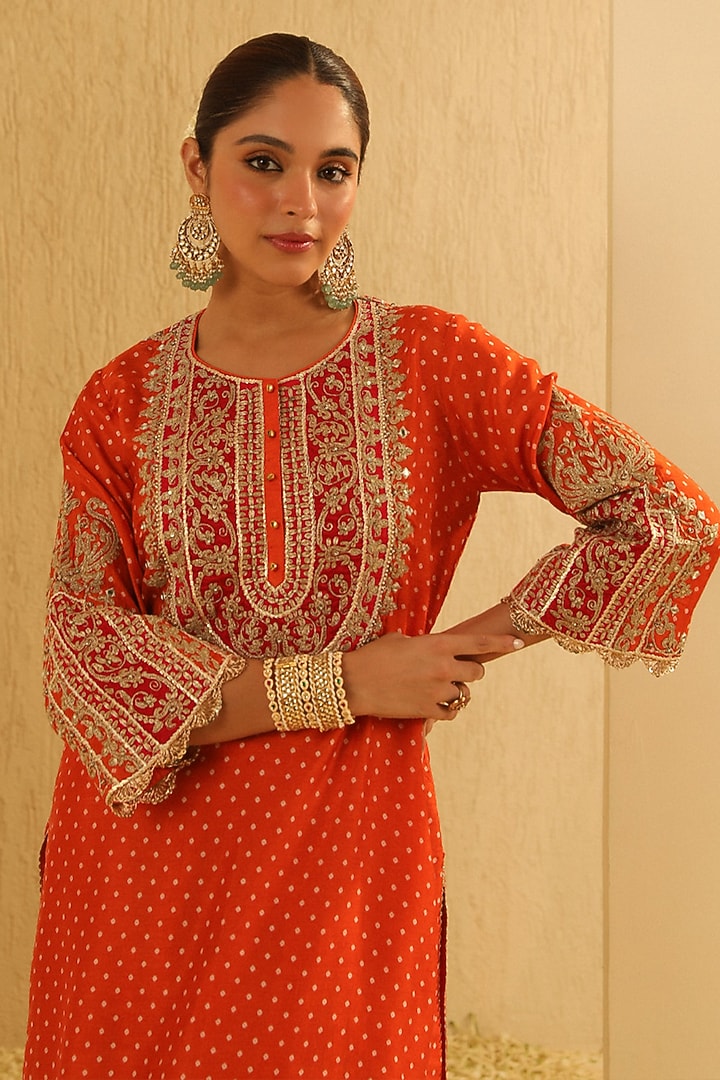 Orange Upada Silk Pearl Embellished Bandhej Short Kurta Set by Sheetal Batra at Pernia's Pop Up Shop