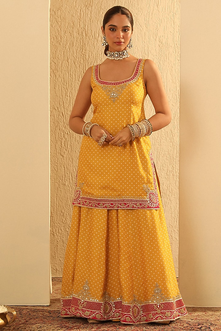 Mustard Upada Silk Kashmiri Tilla Embroidered Bandhej Wedding Sharara Set by Sheetal Batra at Pernia's Pop Up Shop