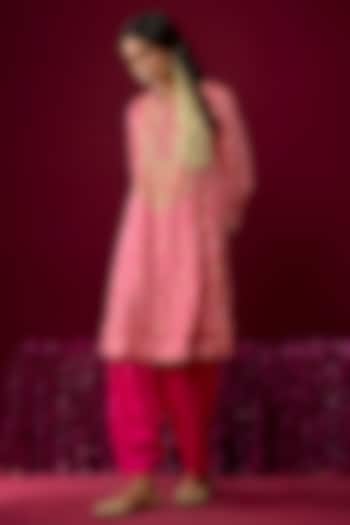 Hot Pink Upada Silk Tilla Embroidered Kurta Set by Sheetal Batra at Pernia's Pop Up Shop