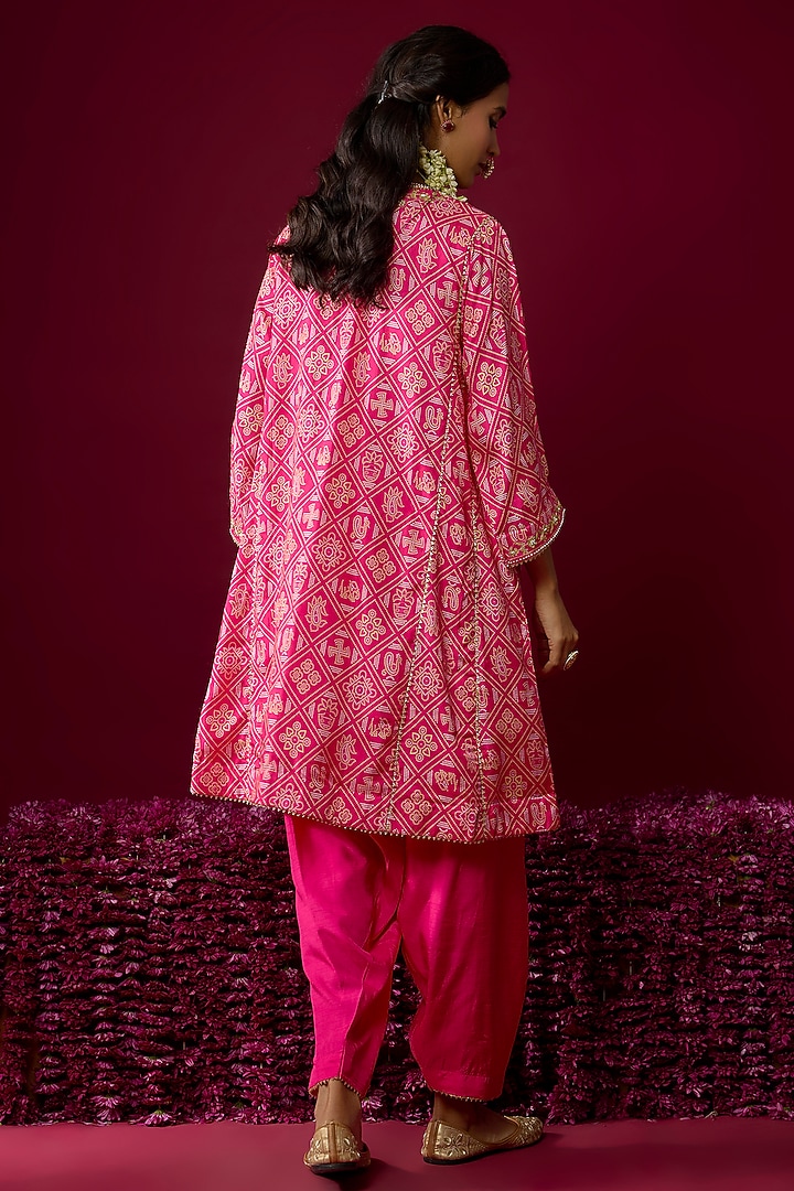 Hot Pink Upada Silk Tilla Embroidered Kurta Set by Sheetal Batra at Pernia's Pop Up Shop