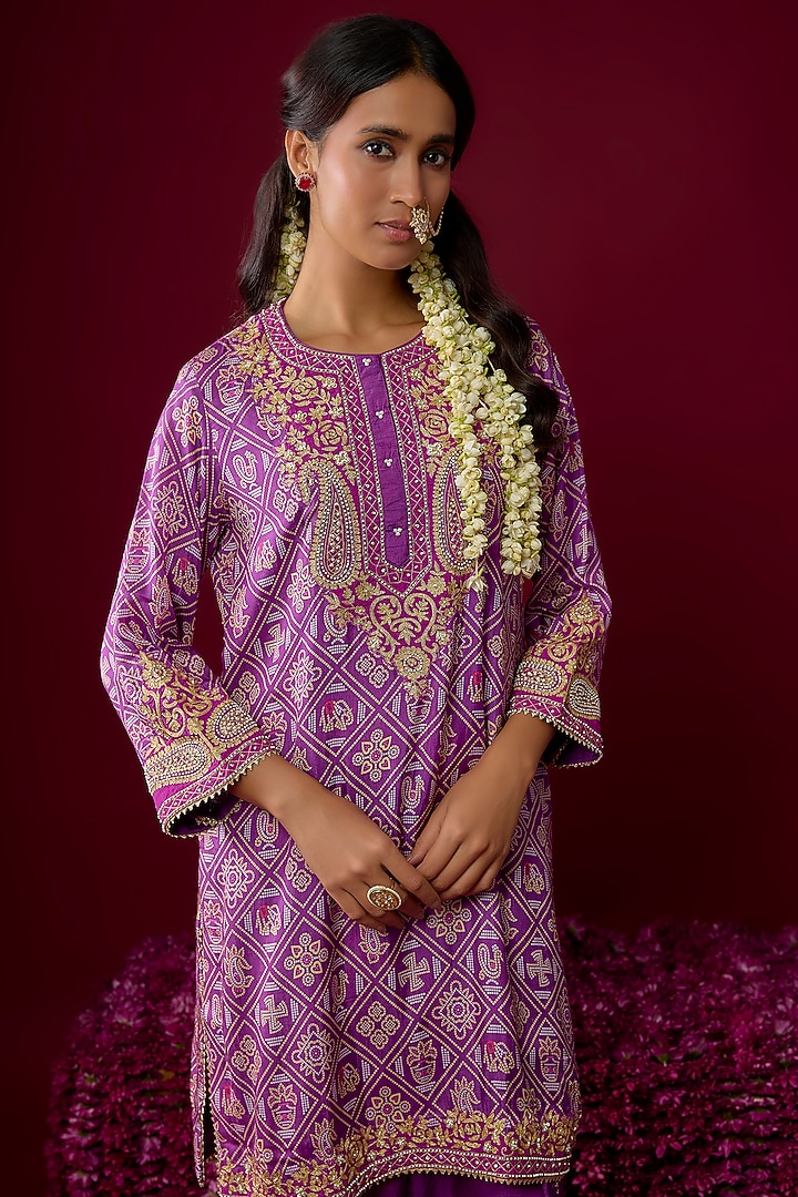 Purple Upada Silk Tilla Embroidered Kurta Set by Sheetal Batra at Pernia's Pop Up Shop
