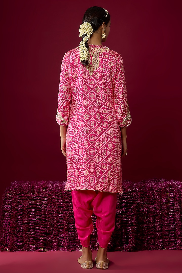 Hot Pink Upada Silk Tilla Embroidered Kurta Set by Sheetal Batra at Pernia's Pop Up Shop