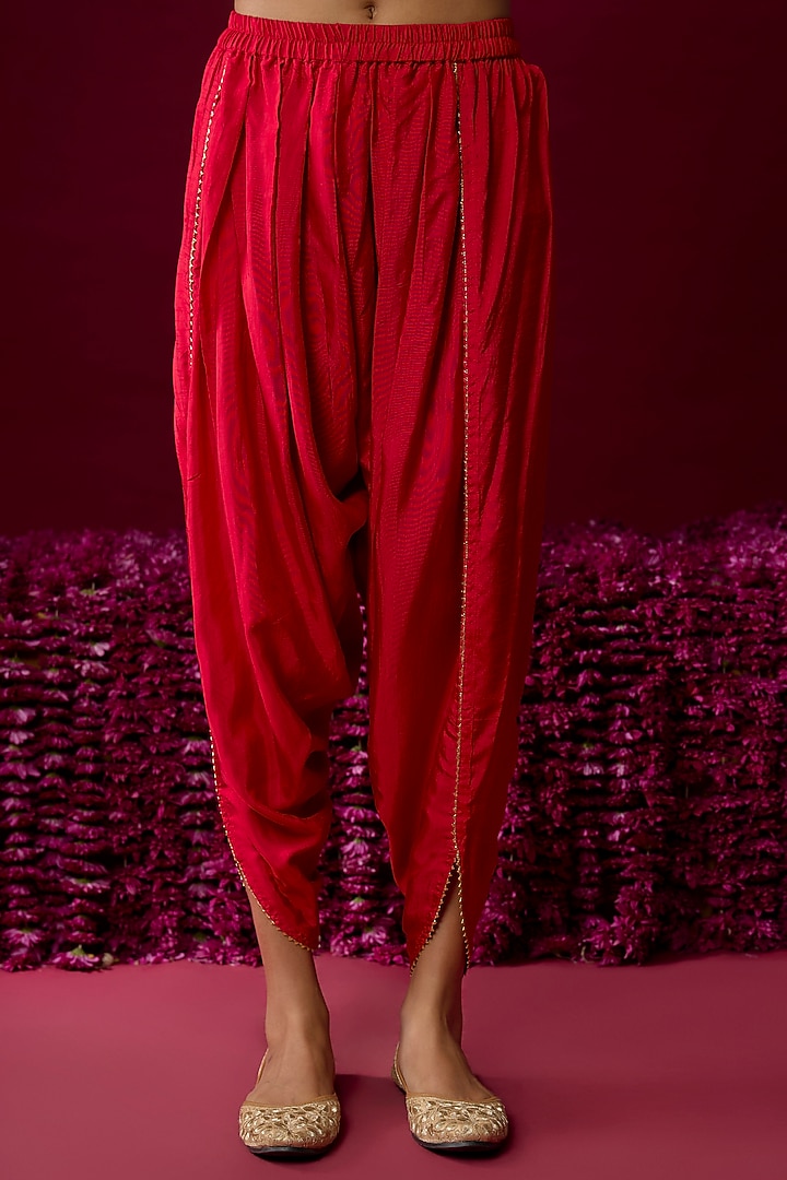 Deep Red Upada Silk Aari Tilla Embroidered Kurta Set by Sheetal Batra at Pernia's Pop Up Shop