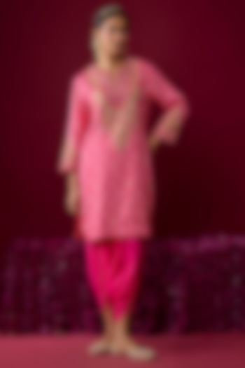 Hot Pink Upada Silk Aari Tilla Embroidered Kurta Set by Sheetal Batra at Pernia's Pop Up Shop