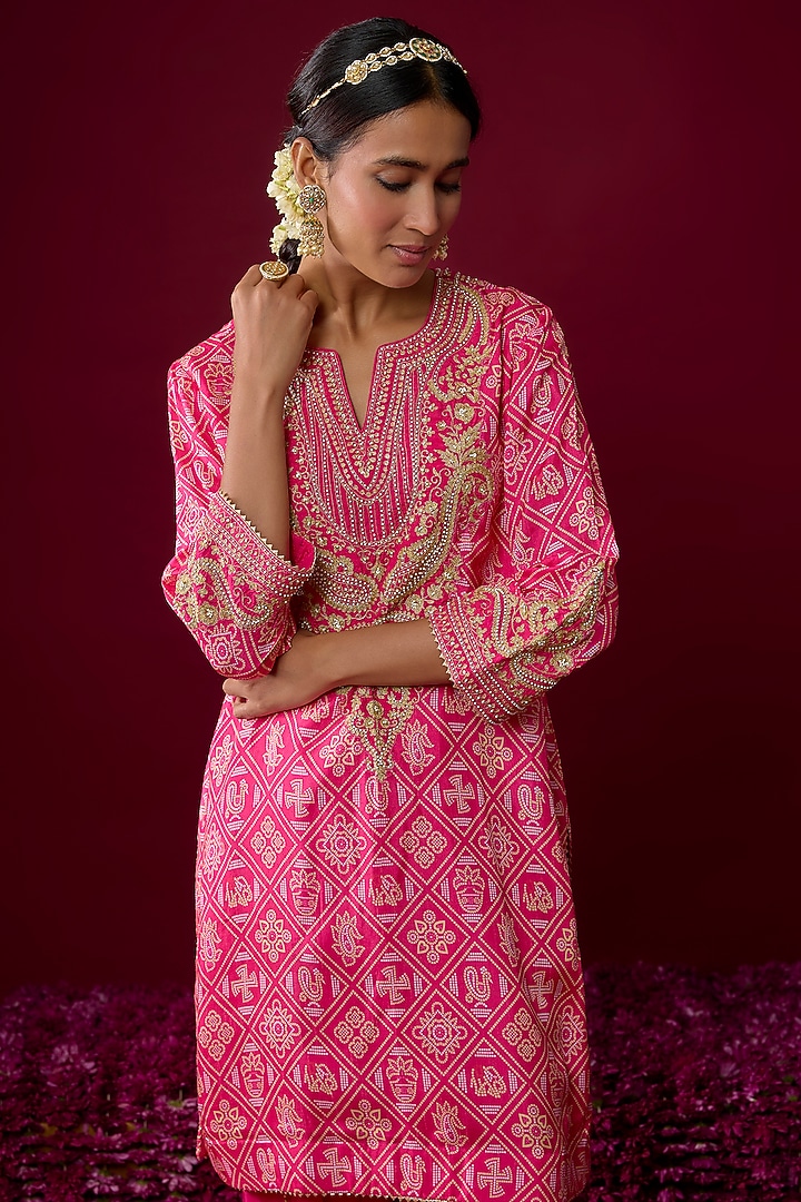Hot Pink Upada Silk Aari Tilla Embroidered Kurta Set by Sheetal Batra at Pernia's Pop Up Shop