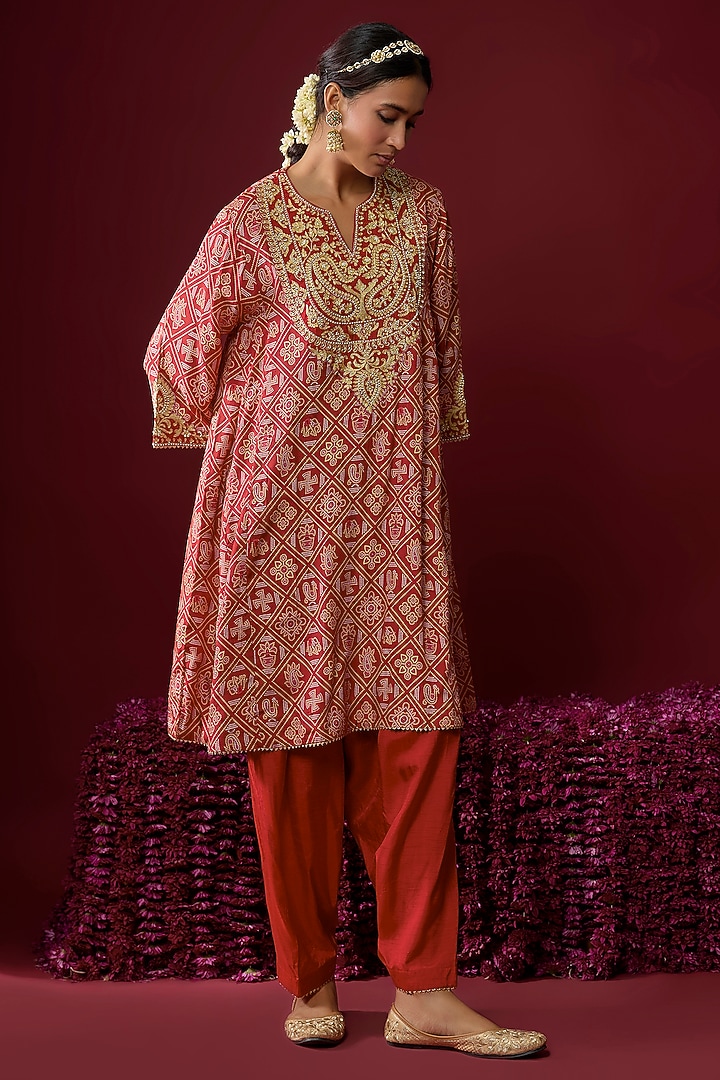 Deep Red Upada Silk Aari Embroidered Chauga Kurta Set by Sheetal Batra at Pernia's Pop Up Shop