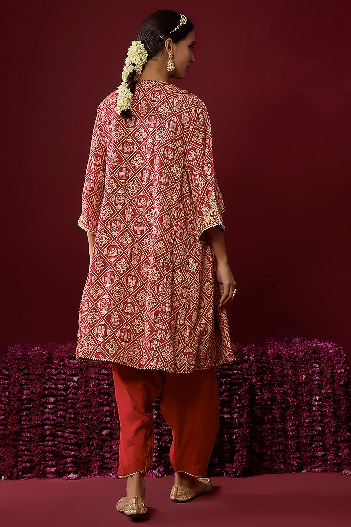 Deep Red Upada Silk Aari Embroidered Chauga Kurta Set by Sheetal Batra at Pernia's Pop Up Shop