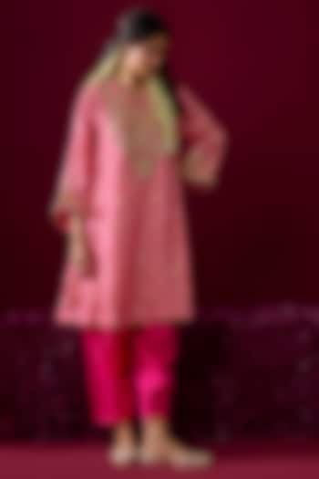 Hot Pink Upada Silk Aari Embroidered Chauga Kurta Set by Sheetal Batra at Pernia's Pop Up Shop