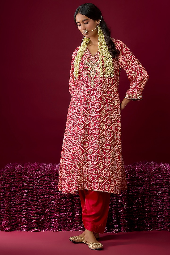 Deep Red Upada Silk Gota Embroidered Kaftan Kurta Set by Sheetal Batra at Pernia's Pop Up Shop