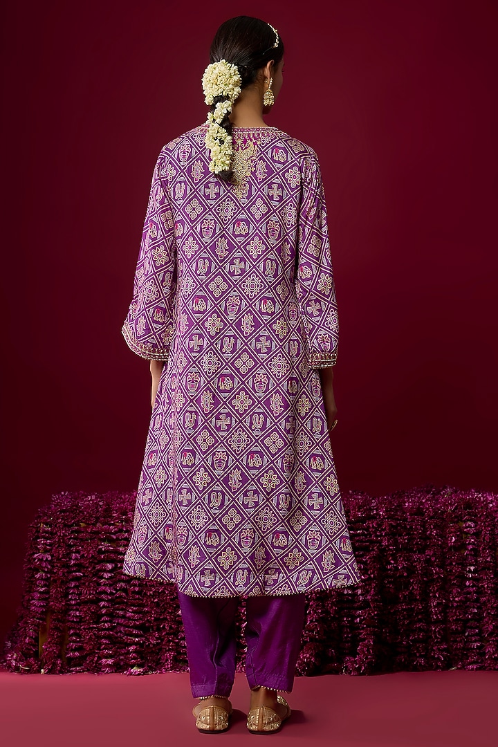 Purple Upada Silk Gota Embroidered Kaftan Kurta Set by Sheetal Batra at Pernia's Pop Up Shop