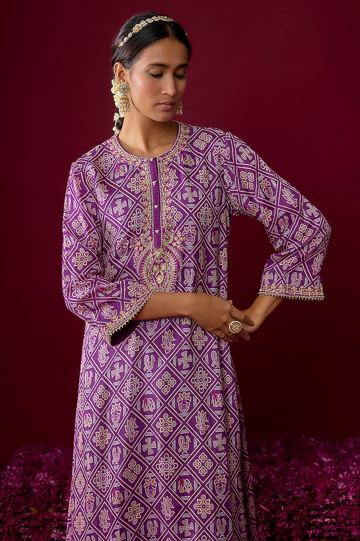 Purple Upada Silk Aari Embroidered Kaftan Kurta Set by Sheetal Batra at Pernia's Pop Up Shop