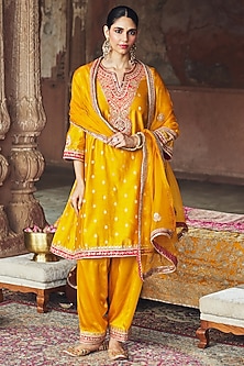 product-color-Mustard
