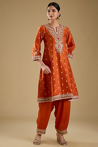 Burnt Orange Pure Silk Chanderi Banarasi Sequin Embroidered Kurta Set by Sheetal Batra
