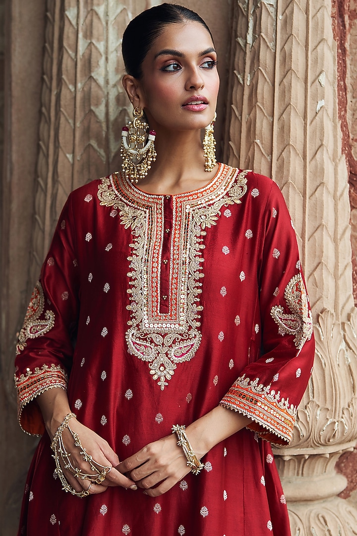 Deep Red Silk Chanderi Banarasi Gota Patti Embroidered Kurta Set by Sheetal Batra at Pernia's Pop Up Shop