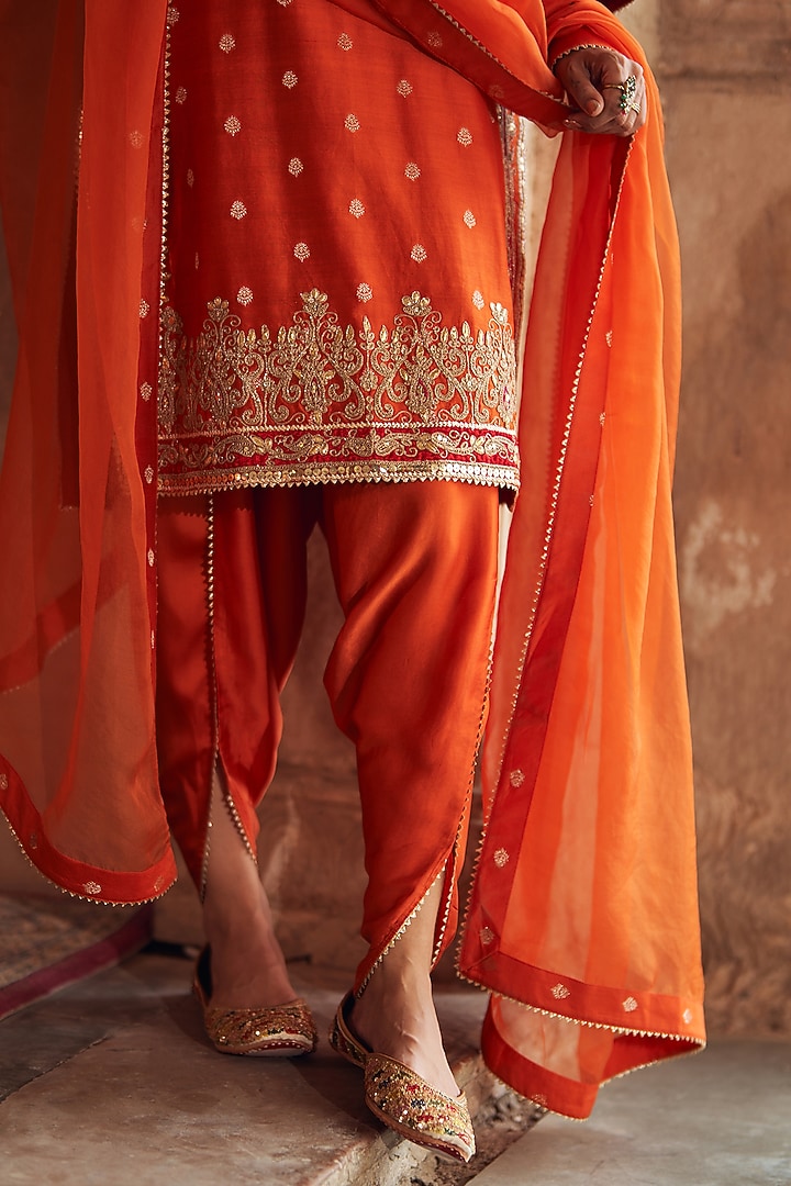 Burnt Orange Silk Chanderi Banarasi Gota Patti Embroidered Kurta Set by Sheetal Batra at Pernia's Pop Up Shop